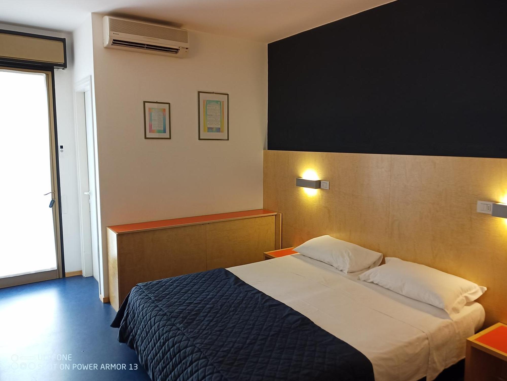 Hotel Firenze Bibione Buitenkant foto