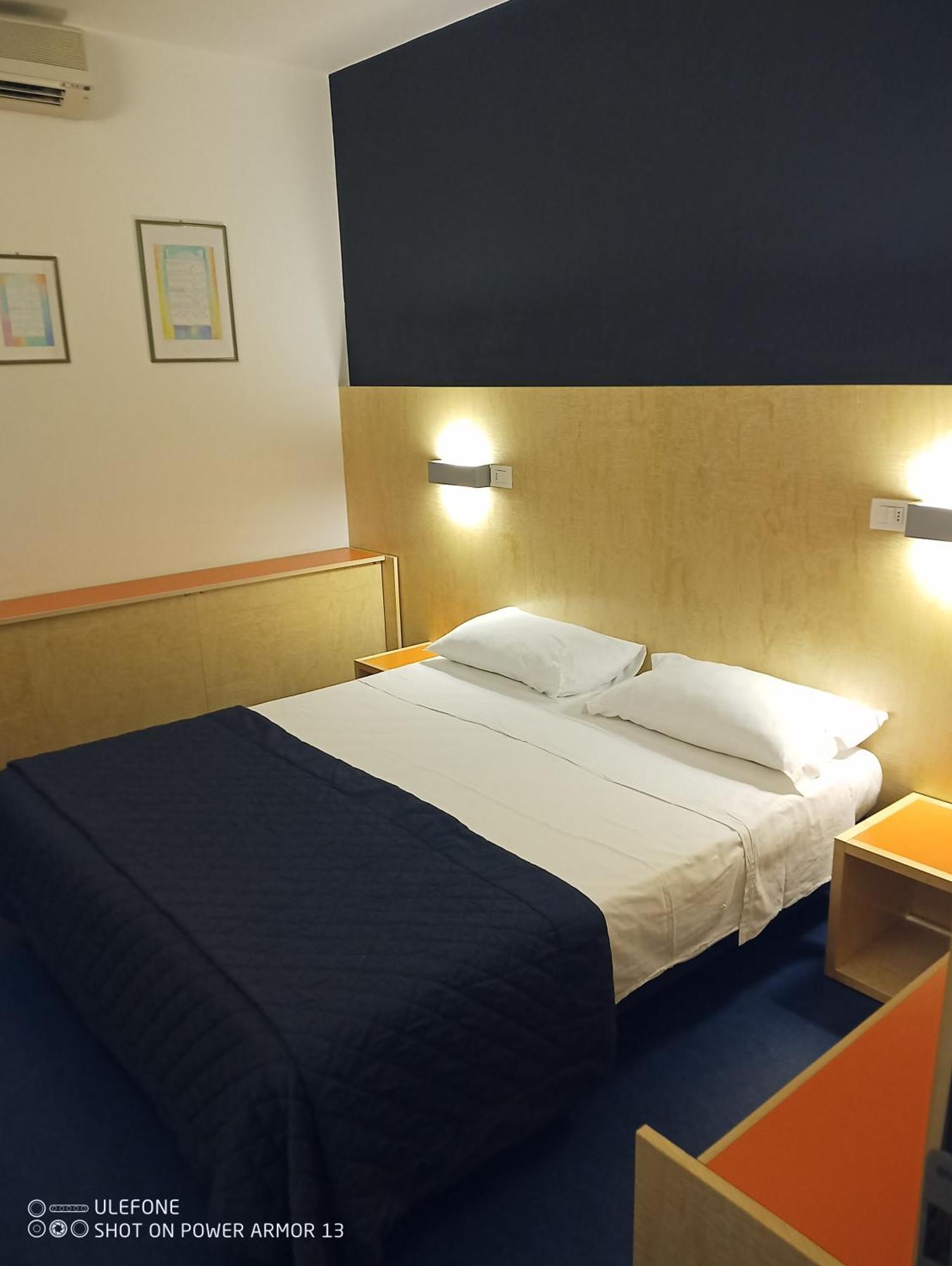 Hotel Firenze Bibione Buitenkant foto