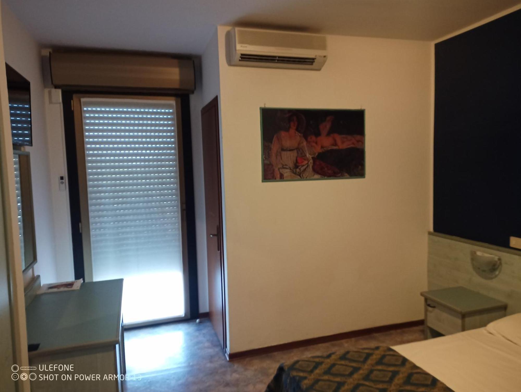Hotel Firenze Bibione Buitenkant foto