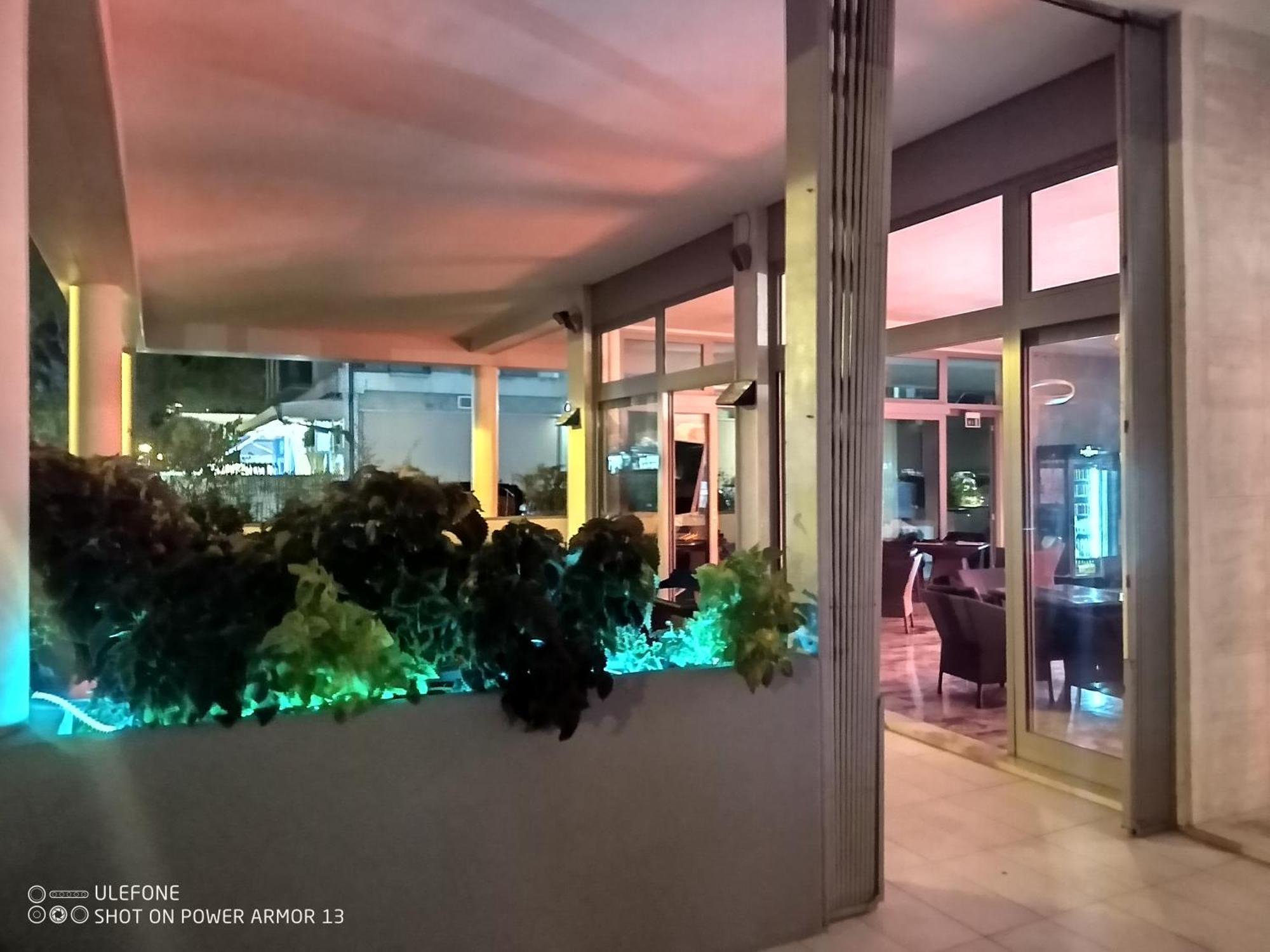 Hotel Firenze Bibione Buitenkant foto