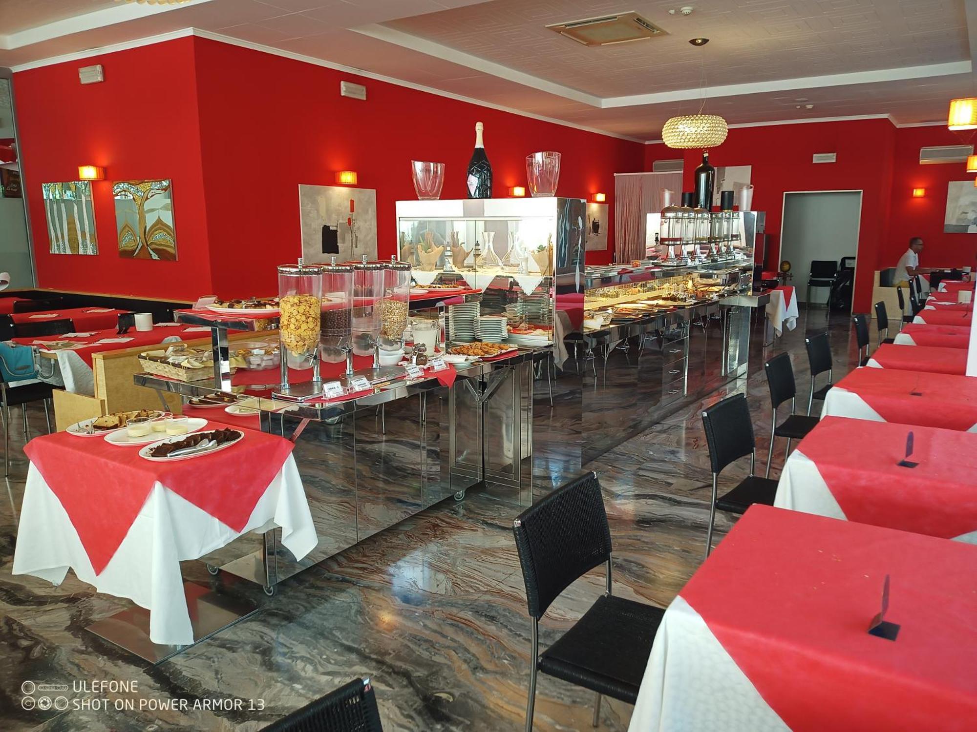 Hotel Firenze Bibione Buitenkant foto