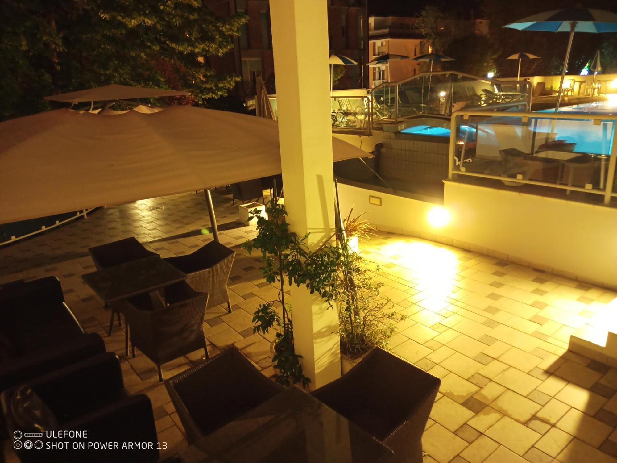 Hotel Firenze Bibione Buitenkant foto