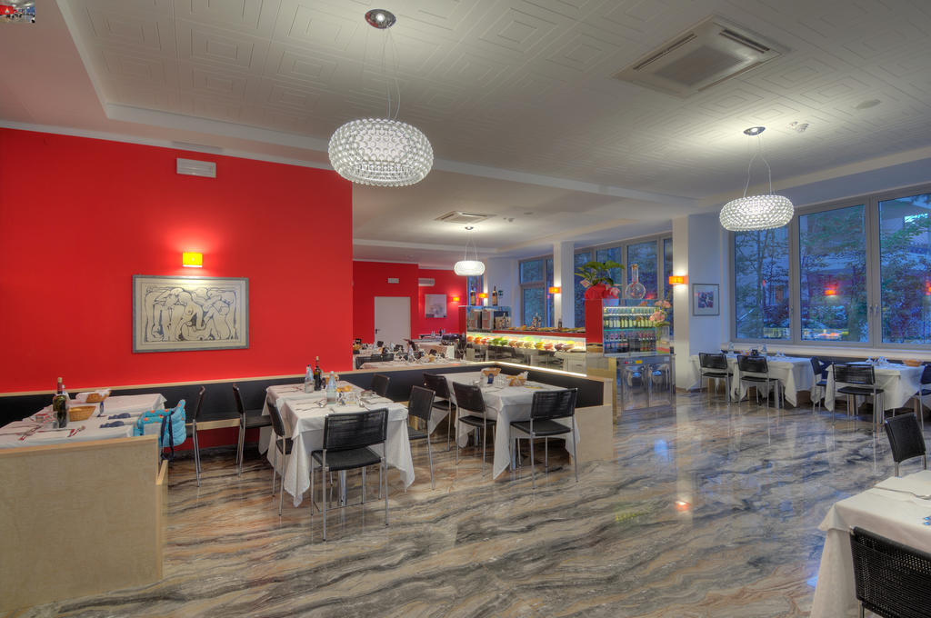 Hotel Firenze Bibione Buitenkant foto