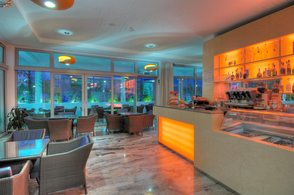Hotel Firenze Bibione Buitenkant foto