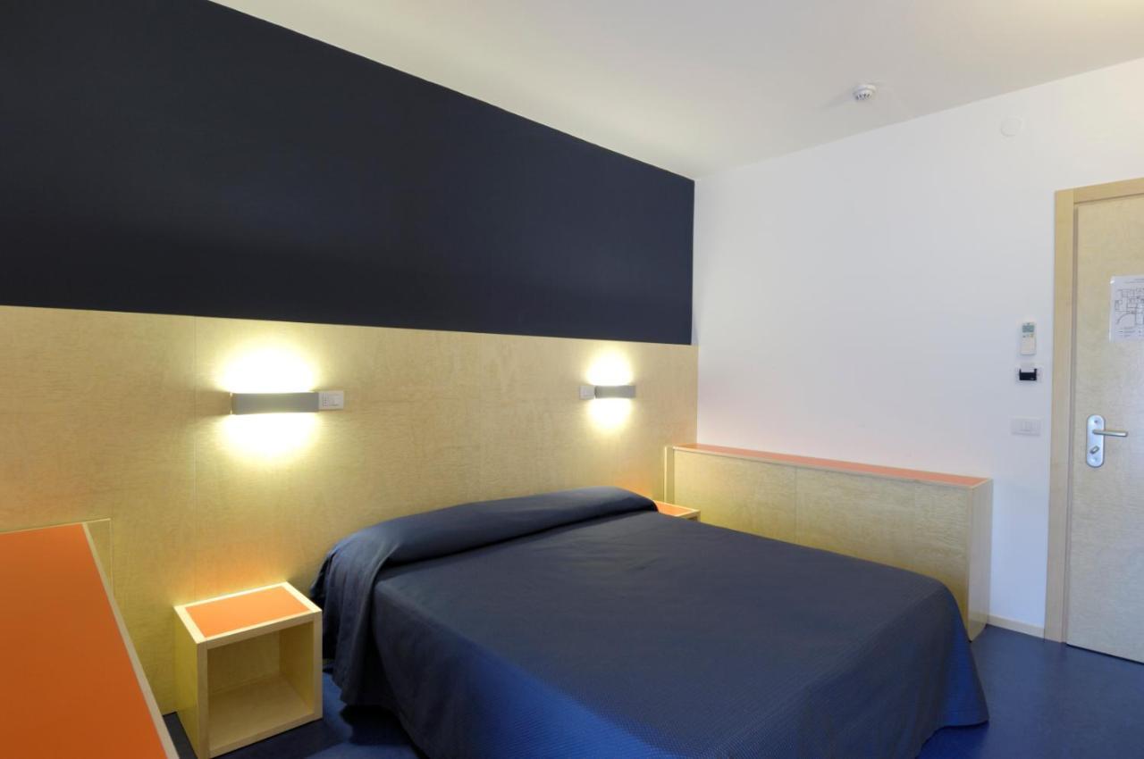 Hotel Firenze Bibione Buitenkant foto